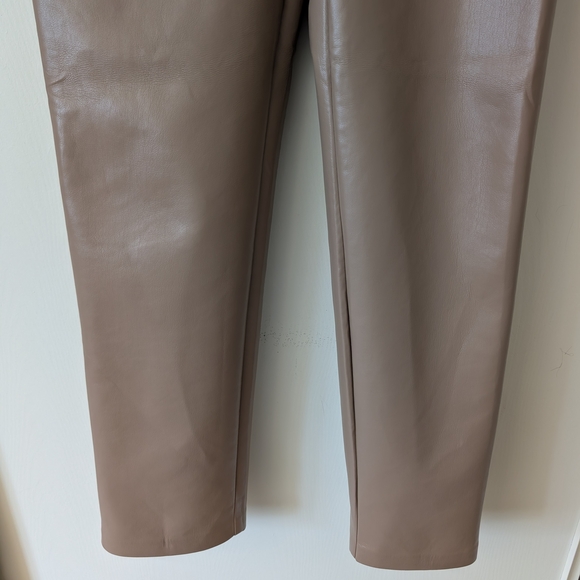 Aritzia Wilfred Womens 8 Tan Faux Leather Pants Bikercore Cyberpunk Preppy - Picture 2 of 8